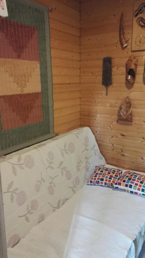 Ilmastoitu Kesaemoekki Askolassa Laehellae Porvoota Exteriér fotografie